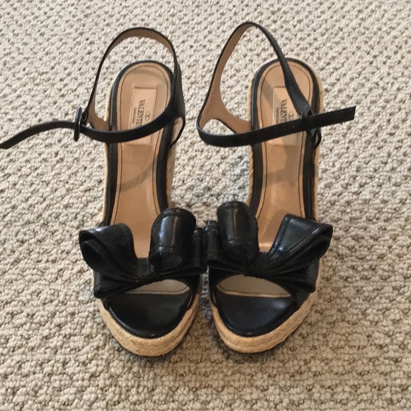 Valentino Garavani wedge sandals - Picture 1 of 7